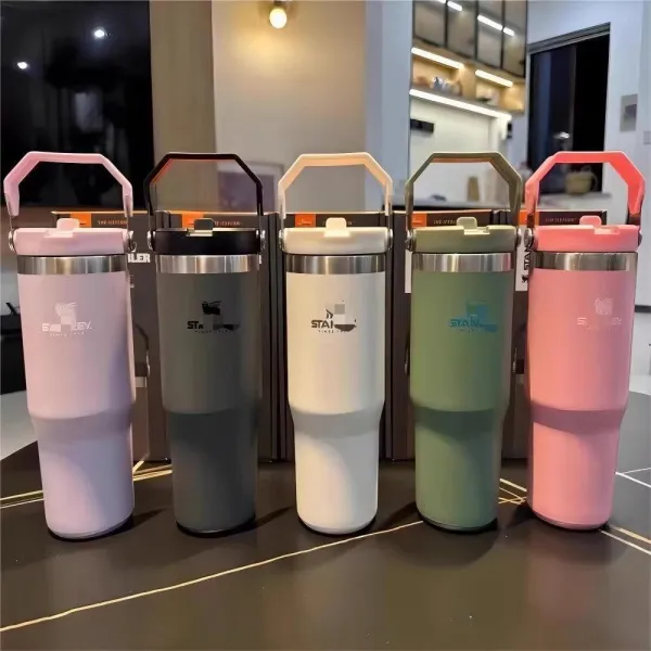 30oz Cylindrical 304 Stainless Steel Insulated Ice Tumbler with for 12-24 Hours Insulation Portable